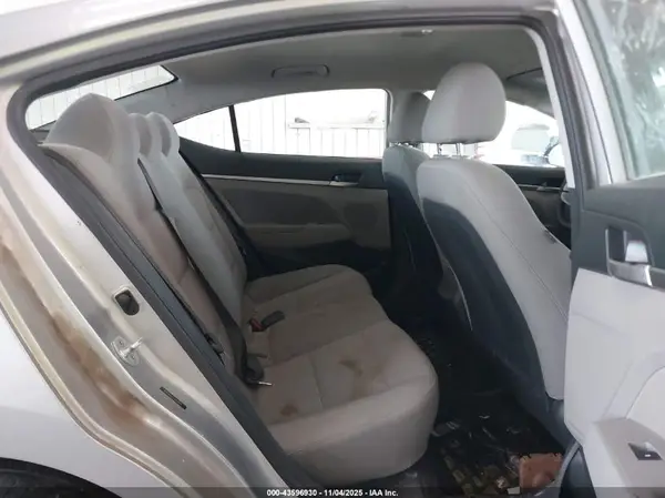 5NPD84LF6LH551557 2020 HYUNDAI ELANTRA - Image 8