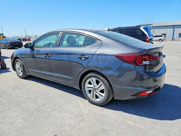 5NPD84LF6LH559173 2020 HYUNDAI ELANTRA - Image 2