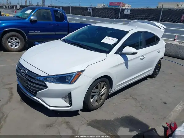 5NPD84LF6LH560548 2020 HYUNDAI ELANTRA - Image 2