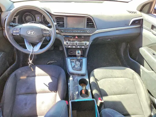 5NPD84LF6LH560579 2020 HYUNDAI ELANTRA - Image 8