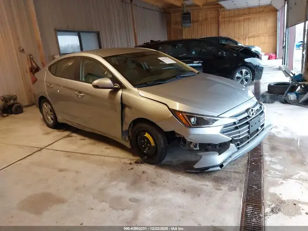 5NPD84LF6LH564888 2020 HYUNDAI ELANTRA - Image 1