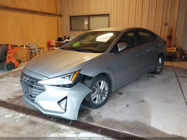 5NPD84LF6LH564888 2020 HYUNDAI ELANTRA - Image 2