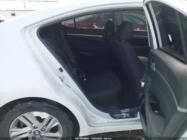 5NPD84LF6LH568584 2020 HYUNDAI ELANTRA - Image 8