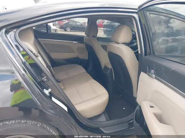 5NPD84LF6LH573218 2020 HYUNDAI ELANTRA - Image 8
