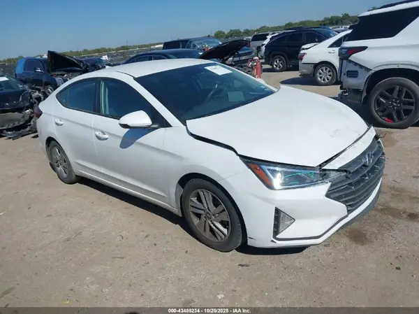 5NPD84LF6LH573896 2020 HYUNDAI ELANTRA - Image 1