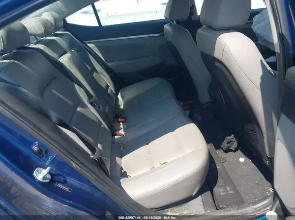 5NPD84LF6LH576958 2020 HYUNDAI ELANTRA - Image 8
