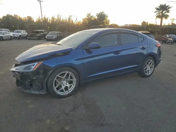 5NPD84LF6LH579004 2020 HYUNDAI ELANTRA - Image 1