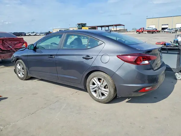 5NPD84LF6LH585000 2020 HYUNDAI ELANTRA - Image 2
