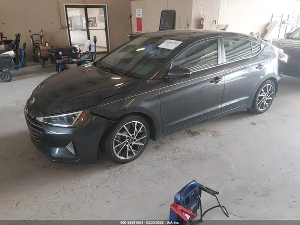 5NPD84LF6LH586860 2020 HYUNDAI ELANTRA - Image 2