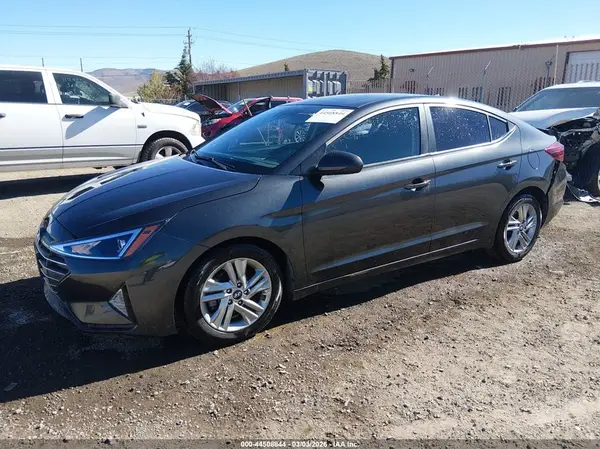5NPD84LF6LH596370 2020 HYUNDAI ELANTRA - Image 2