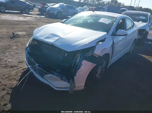 5NPD84LF6LH600420 2020 HYUNDAI ELANTRA - Image 2