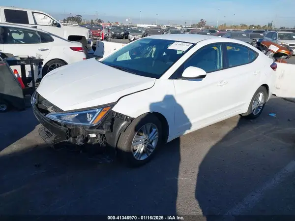 5NPD84LF6LH602555 2020 HYUNDAI ELANTRA - Image 2
