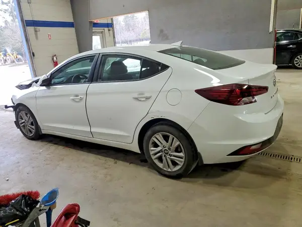5NPD84LF6LH603852 2020 HYUNDAI ELANTRA - Image 2
