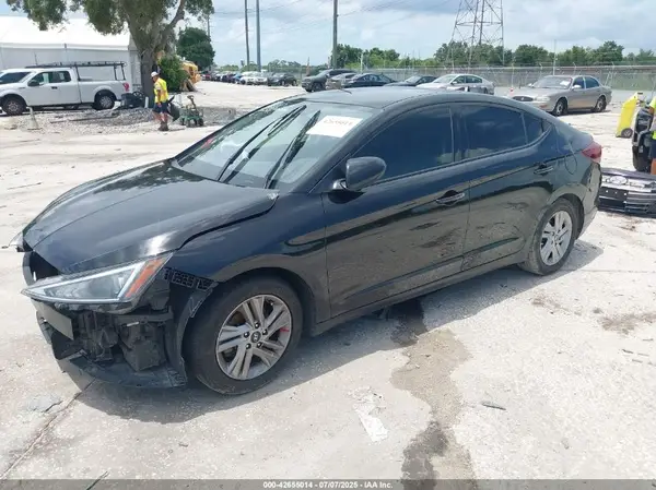 5NPD84LF6LH618710 2020 HYUNDAI ELANTRA - Image 2