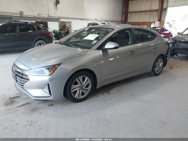 5NPD84LF6LH623065 2020 HYUNDAI ELANTRA - Image 2