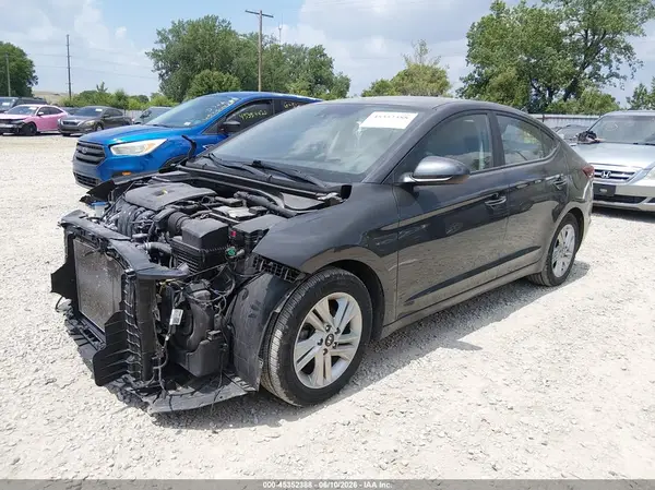 5NPD84LF6LH629013 2020 HYUNDAI ELANTRA - Image 2