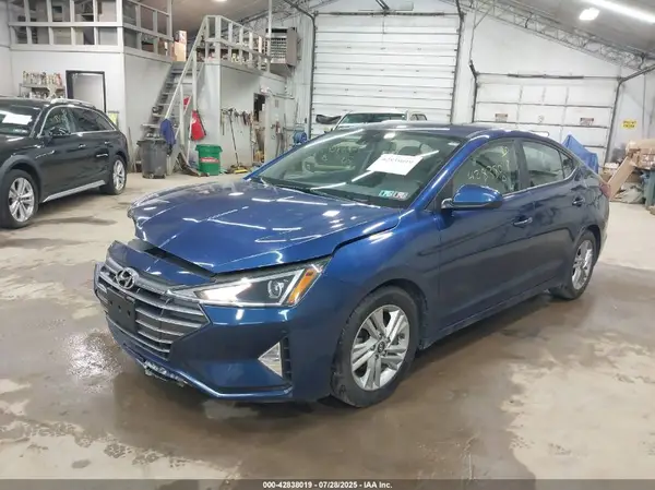 5NPD84LF6LH631022 2020 HYUNDAI ELANTRA - Image 2