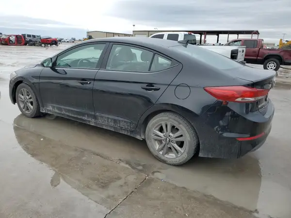 5NPD84LF7HH001081 2017 HYUNDAI ELANTRA - Image 2