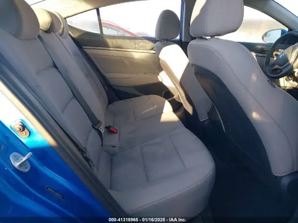 5NPD84LF7HH001310 2017 HYUNDAI ELANTRA - Image 8