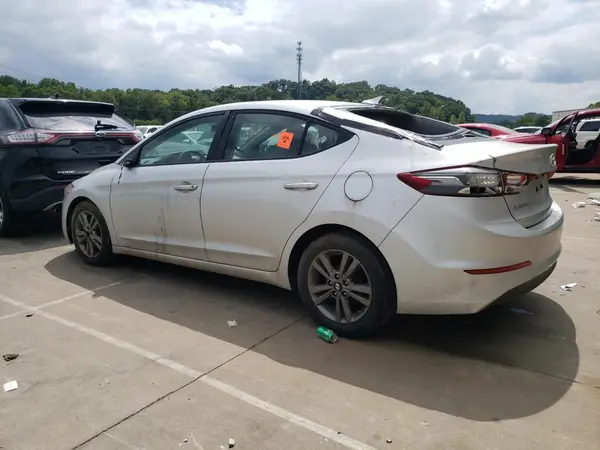 5NPD84LF7HH003171 2017 HYUNDAI ELANTRA - Image 2