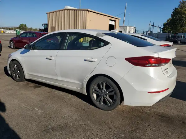 5NPD84LF7HH003722 2017 HYUNDAI ELANTRA - Image 2