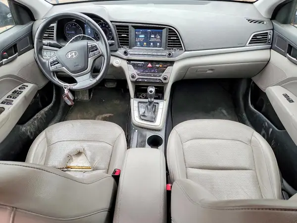 5NPD84LF7HH004983 2017 HYUNDAI ELANTRA - Image 8