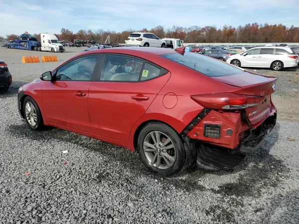 5NPD84LF7HH007625 2017 HYUNDAI ELANTRA - Image 2
