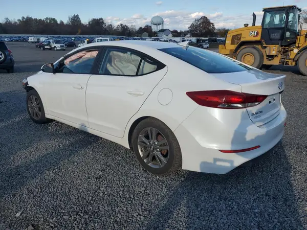 5NPD84LF7HH009312 2017 HYUNDAI ELANTRA - Image 2