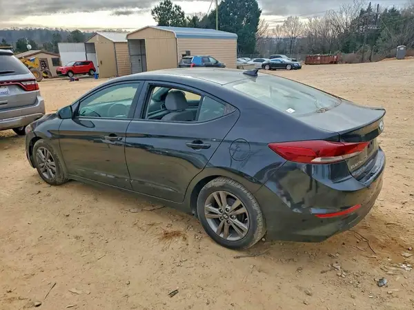 5NPD84LF7HH009486 2017 HYUNDAI ELANTRA - Image 2