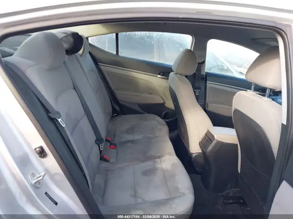 5NPD84LF7HH011030 2017 HYUNDAI ELANTRA - Image 8