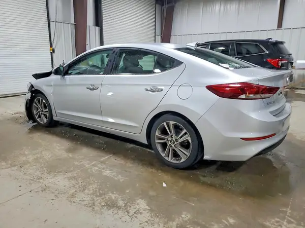 5NPD84LF7HH011626 2017 HYUNDAI ELANTRA - Image 2