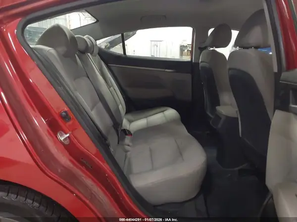 5NPD84LF7HH012923 2017 HYUNDAI ELANTRA - Image 8