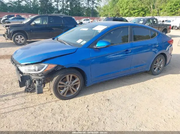 5NPD84LF7HH014350 2017 HYUNDAI ELANTRA - Image 2