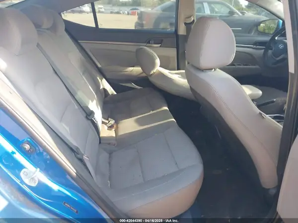 5NPD84LF7HH014350 2017 HYUNDAI ELANTRA - Image 8