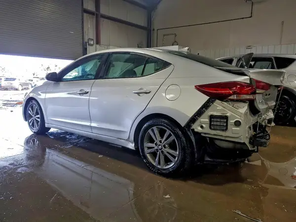 5NPD84LF7HH016115 2017 HYUNDAI ELANTRA - Image 2