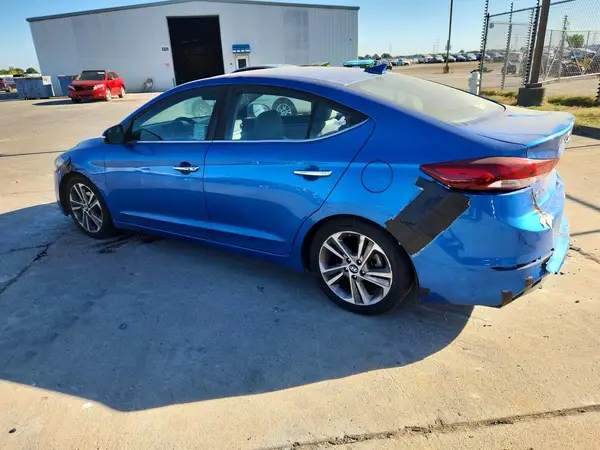 5NPD84LF7HH016843 2017 HYUNDAI ELANTRA - Image 2