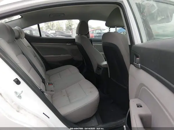 5NPD84LF7HH017765 2017 HYUNDAI ELANTRA - Image 8