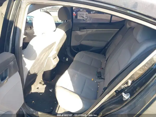 5NPD84LF7HH018172 2017 HYUNDAI ELANTRA - Image 8