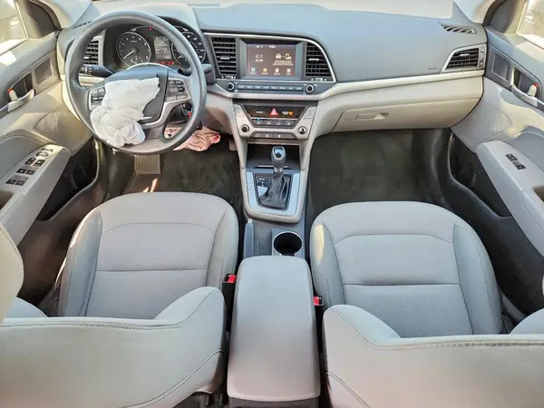 5NPD84LF7HH018379 2017 HYUNDAI ELANTRA - Image 8