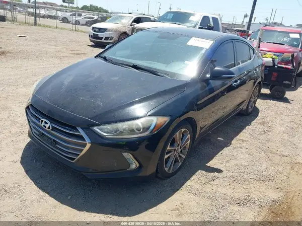 5NPD84LF7HH018687 2017 HYUNDAI ELANTRA - Image 2