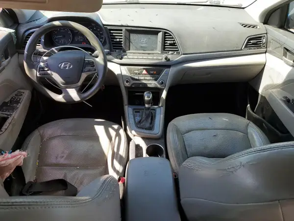 5NPD84LF7HH020231 2017 HYUNDAI ELANTRA - Image 8
