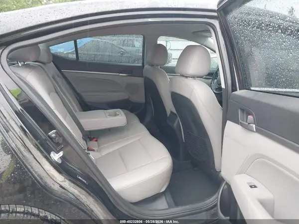 5NPD84LF7HH021105 2017 HYUNDAI ELANTRA - Image 8