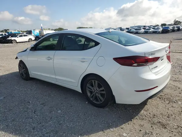 5NPD84LF7HH023940 2017 HYUNDAI ELANTRA - Image 2