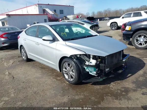 5NPD84LF7HH024716 2017 HYUNDAI ELANTRA - Image 1