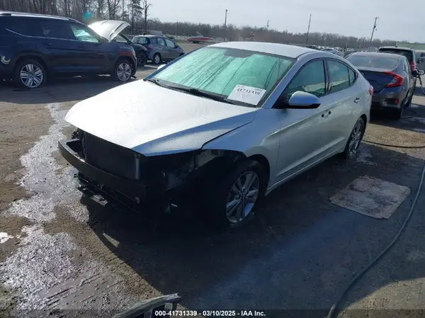 5NPD84LF7HH024716 2017 HYUNDAI ELANTRA - Image 2