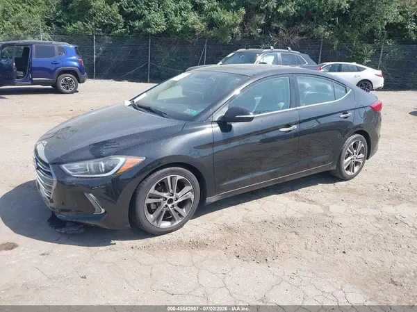 5NPD84LF7HH024814 2017 HYUNDAI ELANTRA - Image 2
