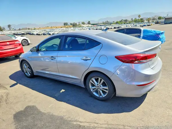 5NPD84LF7HH024991 2017 HYUNDAI ELANTRA - Image 2