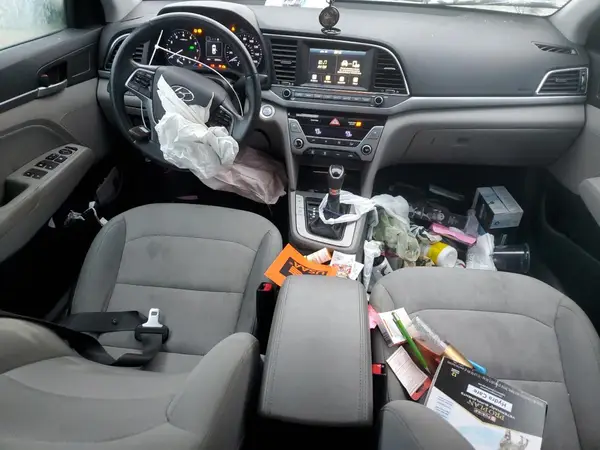 5NPD84LF7HH025218 2017 HYUNDAI ELANTRA - Image 8