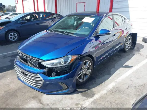 5NPD84LF7HH025638 2017 HYUNDAI ELANTRA - Image 2