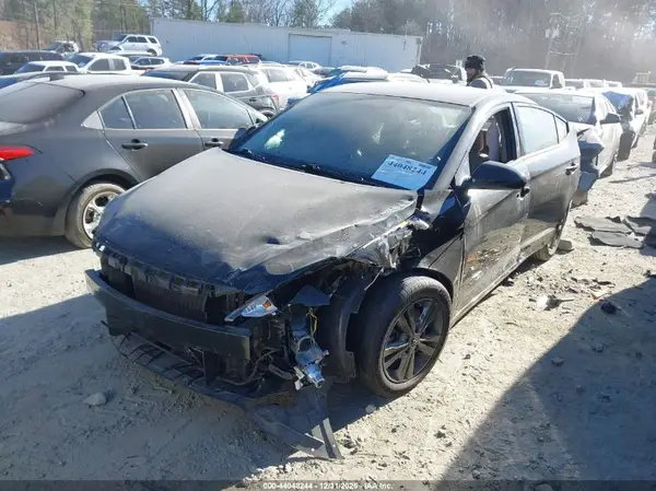 5NPD84LF7HH026630 2017 HYUNDAI ELANTRA - Image 2